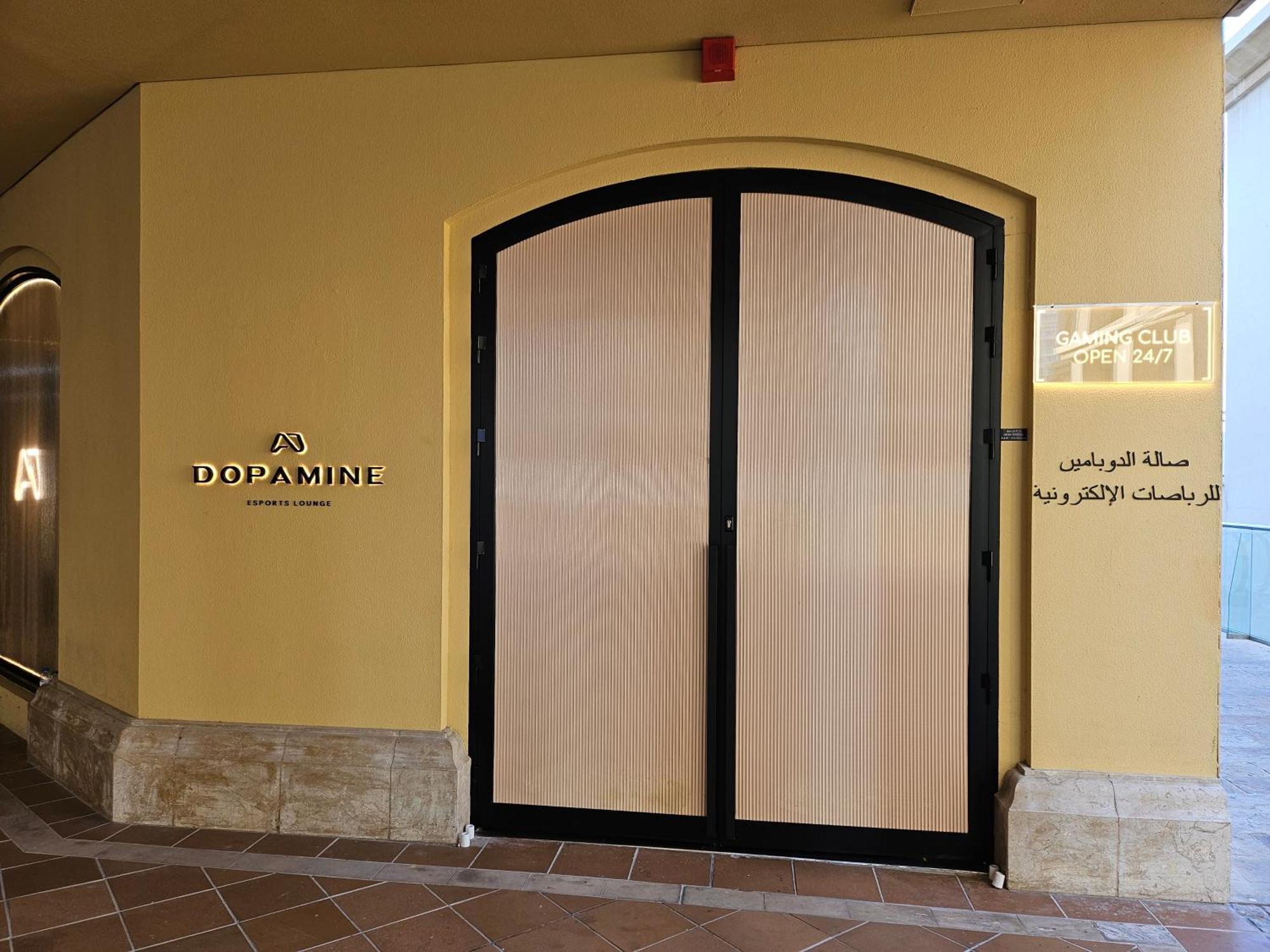 Modern Jbr With & Pool Access - Marina * Dubai